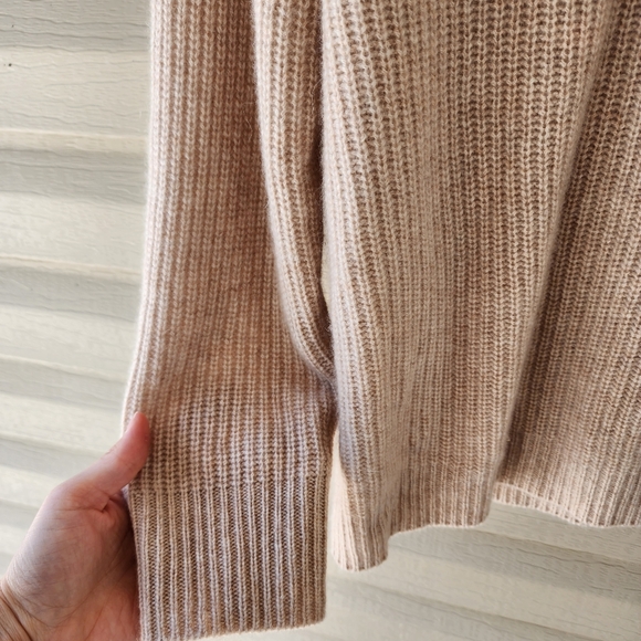 Haven Well Within 100% cashmere shawl sweater - Picture 8 of 13